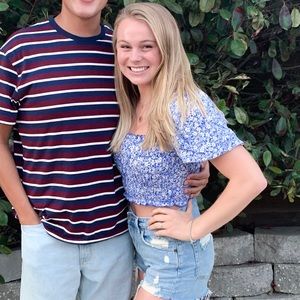 blue floral straight neck top!